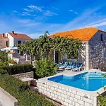 Garden House *